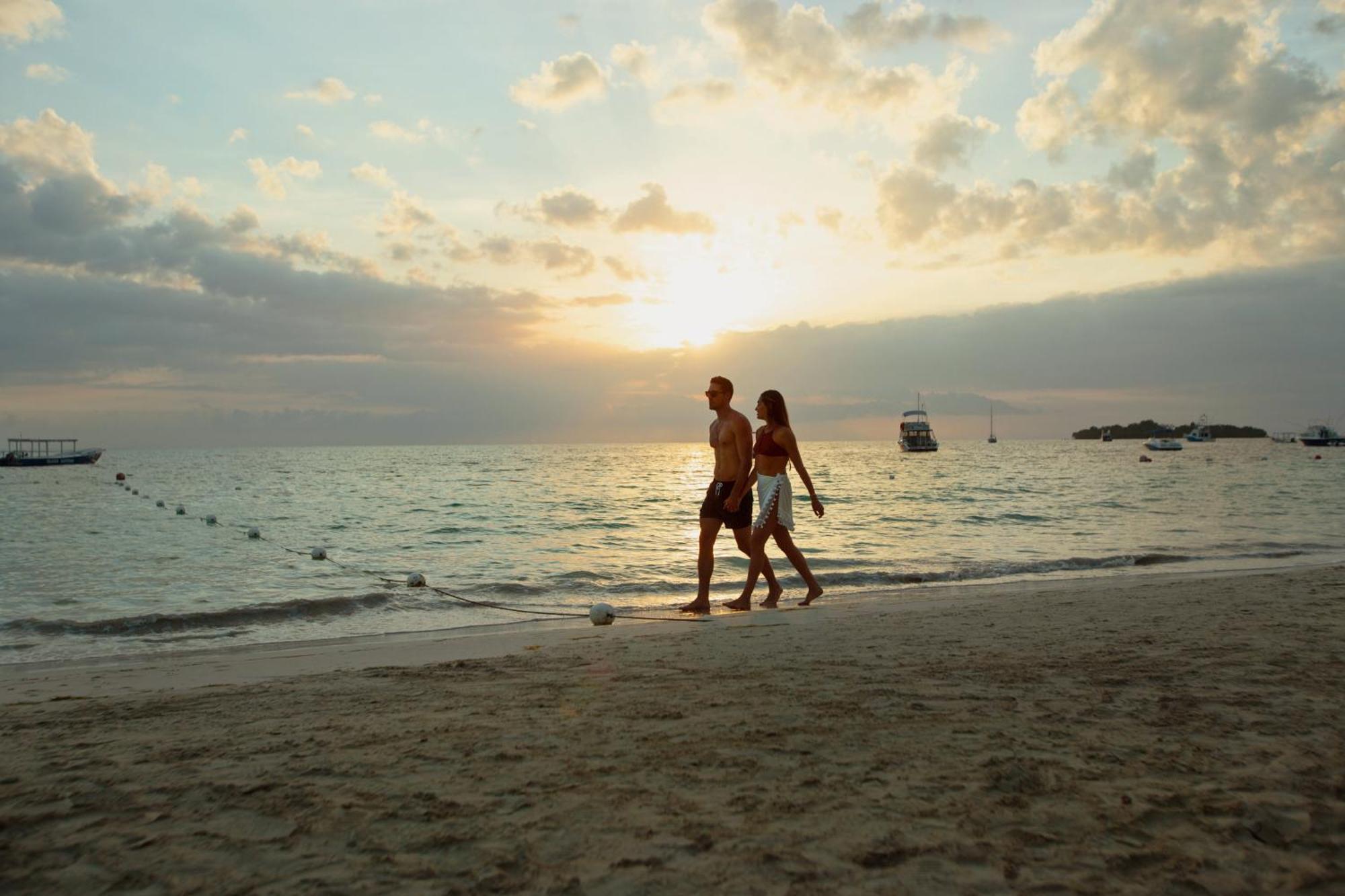 Azul Beach Resort Negril, Gourmet All Inclusive By Karisma Eksteriør bilde